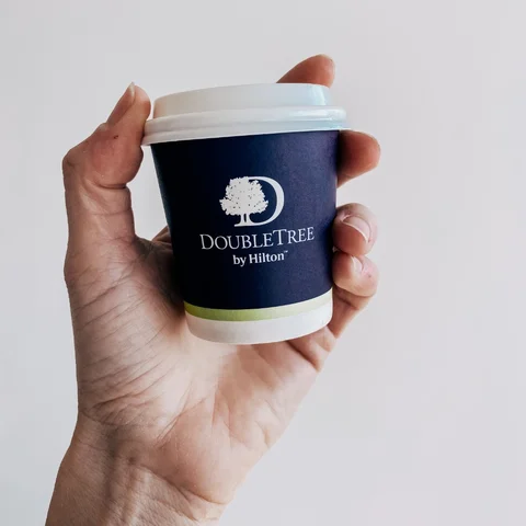 Double Tree Hotel | references - take away cups with customized branding | takeawaycup.eu