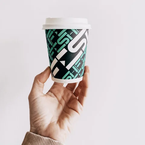 Fesh Lofts | references - take away cups with customized branding | takeawaycup.eu